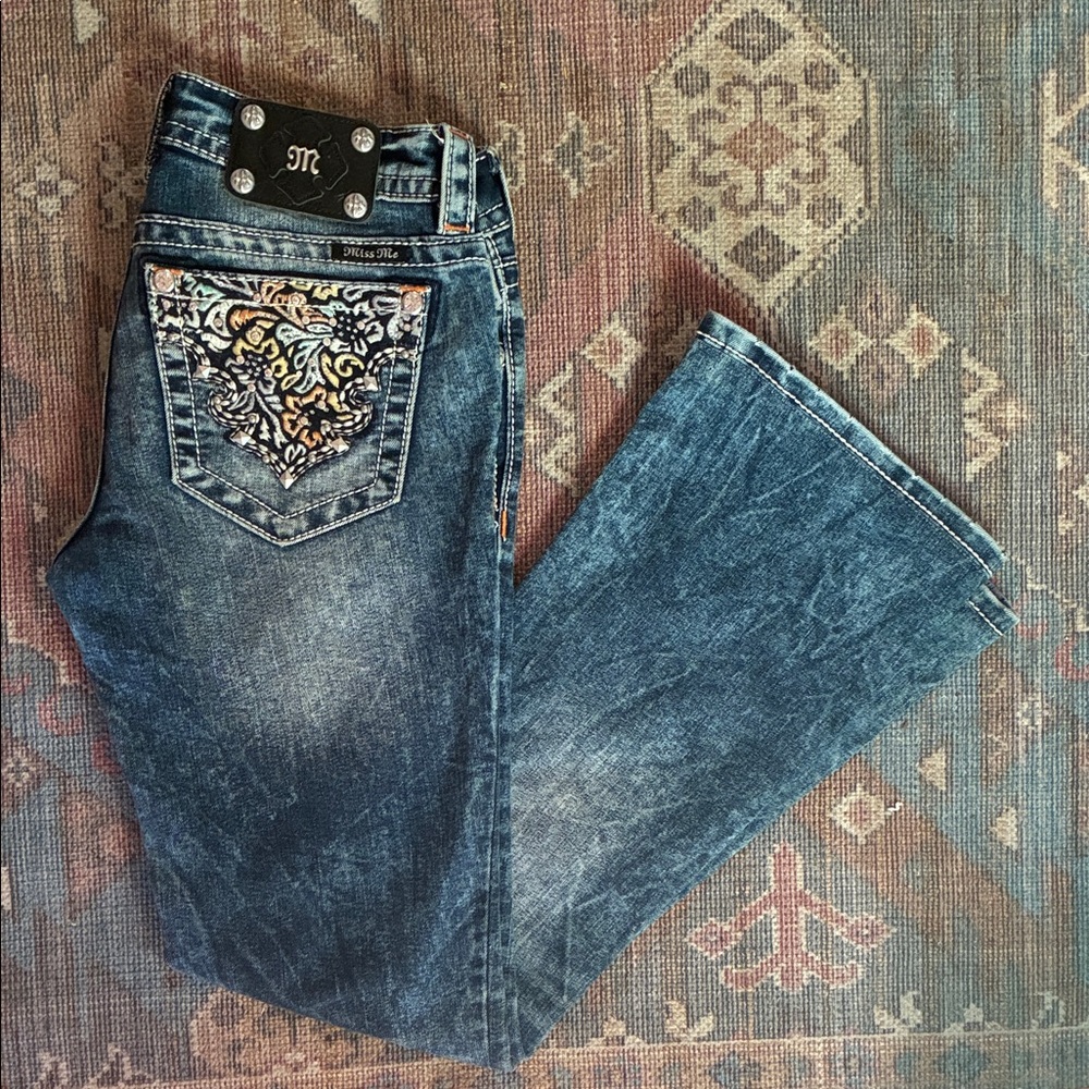 MISS ME Bootcut Acid Wash Blue Jeans Embroidered Pockets Diamond Buttons Size 28